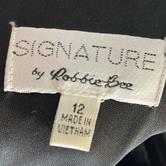 Signature by Robbie Bee missy solid Jumpsuit | Rompers | Size: 12 | Black - Picture 3 of 4